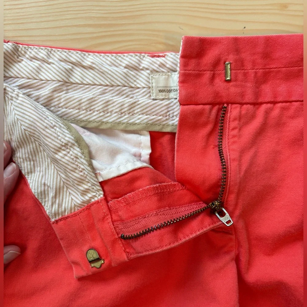 J. Crew | Chino Broken-in Coral 2.5” Shorts | 2